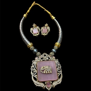 Kundan Elephant Necklace: Indian Bridal Jewelry Set