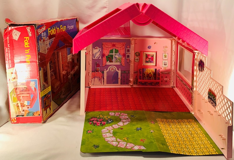barbie fold n fun house