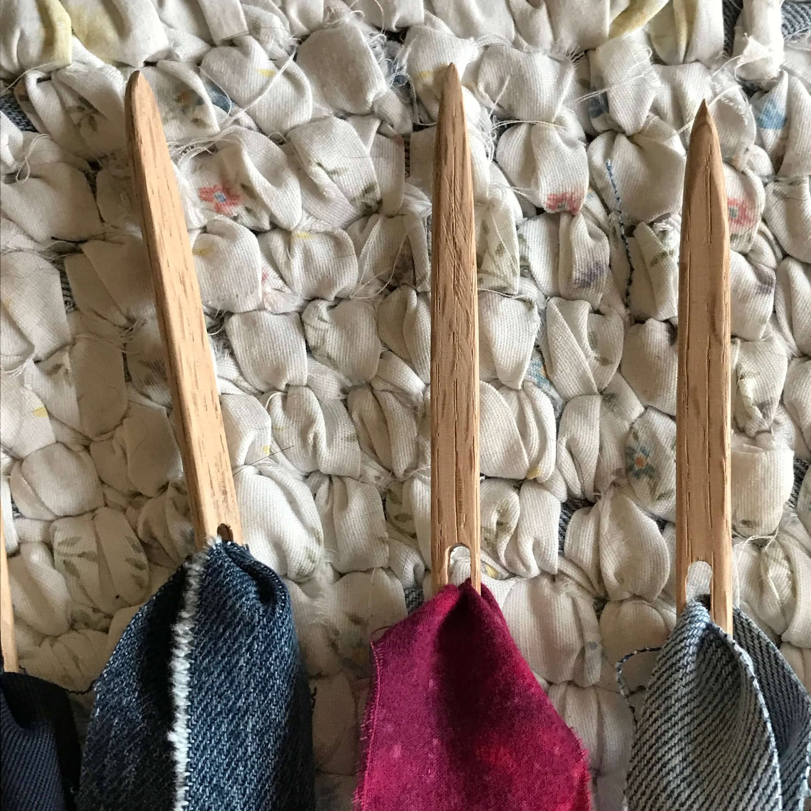Wooden Rag Rug Needle - Amish Knot Needle - Toothbrush Style Rug Tool ...