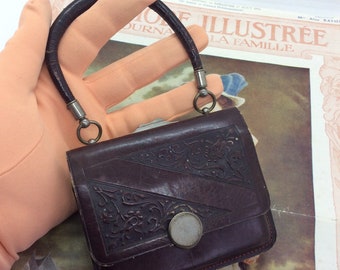 Antique Rare Victorian Handbag/Purse Complete with manicure set,pocket notebook and pencil .