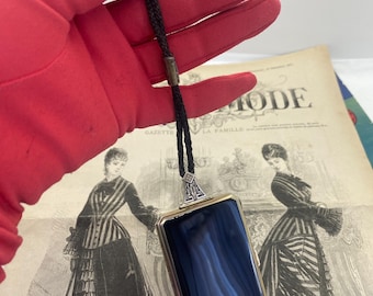 Monedero de baile compacto antiguo esmaltado, compacto, de muñeca. Plata 900.