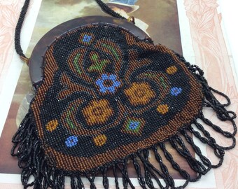 Vintage Victorian beaded bag with Bakelite frame and handle