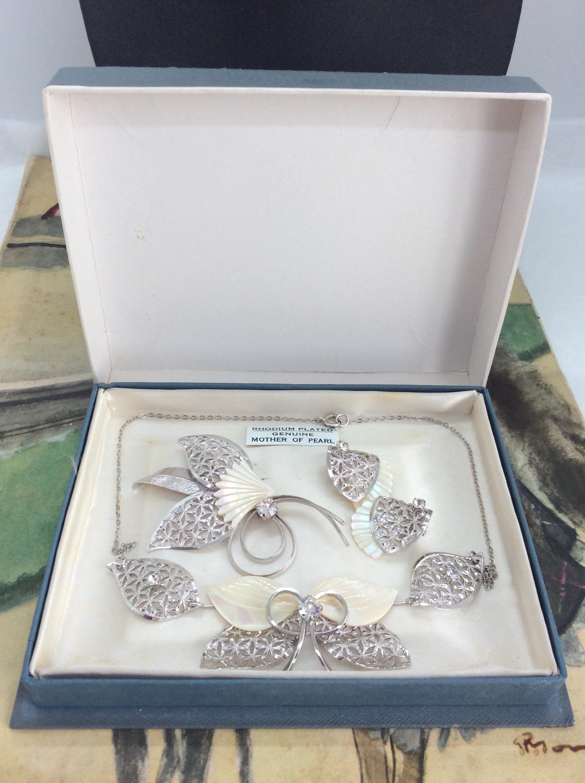 Beautiful  Vintage 1950s-60s 3 piece Diamanté and Mother of Pearl  jewellery Set