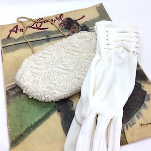 Pretty Vintage Beaded Bag and Vintage gloves