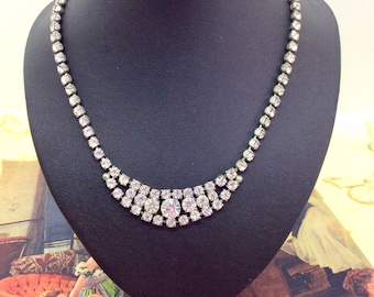 Beautiful Vintage Diamanté Necklace