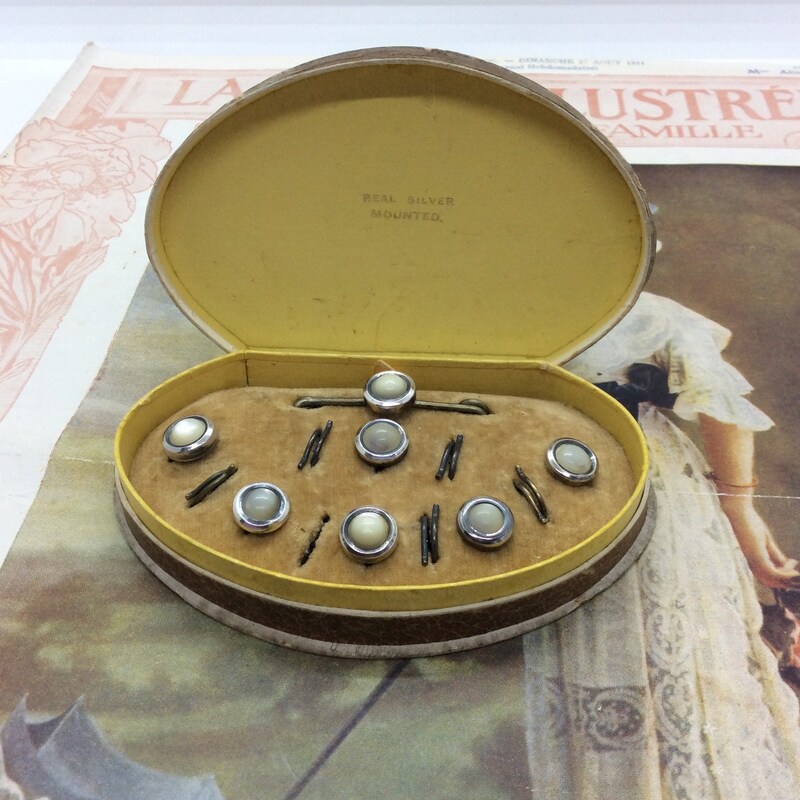Vintage Buttoned Set main image 1