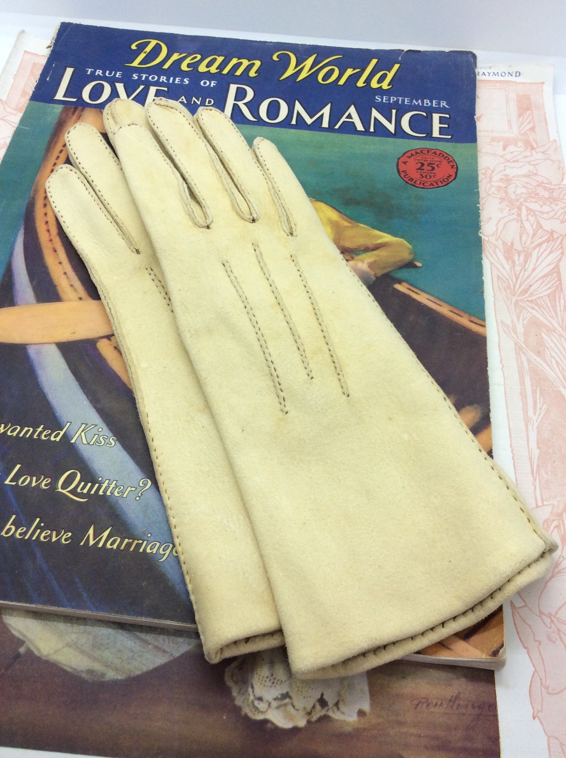 A Pairs of Vintage Soft Chamois Leather Gloves Size 6-6.5 - Etsy