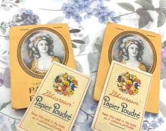 Libros antiguos de Papier Poudre, 2 sin usar con tarjetas de perfume