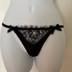 Vintage New Old Stock -Agent Provocateur- Ismerelda Thong - size 4 - M/L .