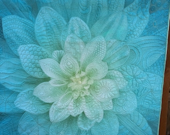 Hoffman dahlia panel-turquoise
