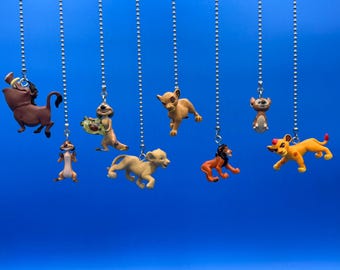 Cadenas para ventiladores de techo y luces de personajes de El Rey León: Simba, Nala, Timón, Pumba, Scar, Kion, Dogo y Rani.