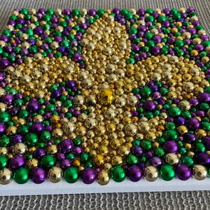 Purple Green Gold Music Fleur De Lis Mardi Gras Beads - 32 Inch Party Necklace With Musical Theme