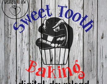 Sweet Tooth Baking Cupcake Hockey Puck SVG and PNG Digital Instant Download File To Make Hockey Creations With A Cricut.