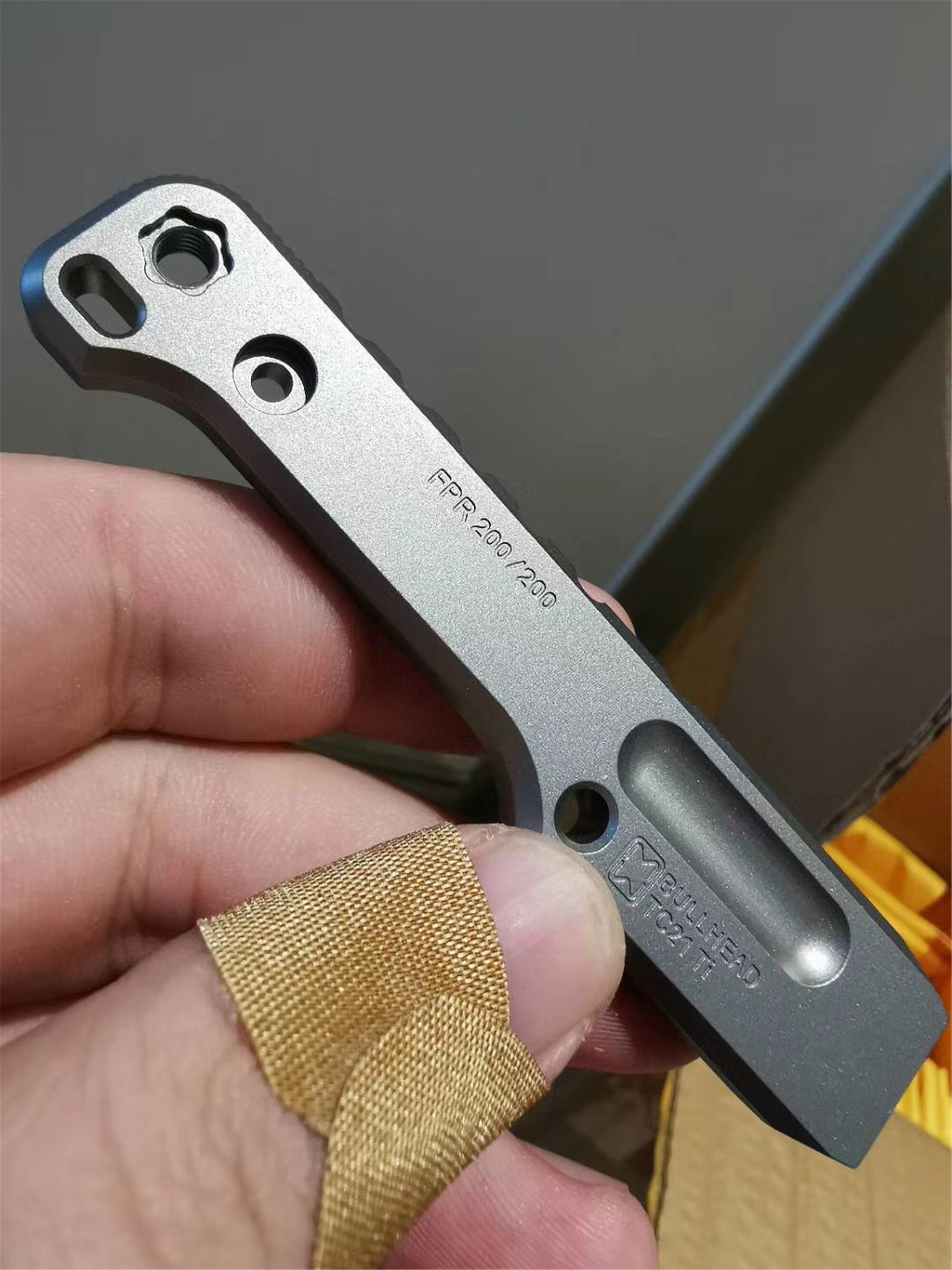 Moyeworks Bullhead Prybar Titanium TC21 EDC Keychain Gear Etsy