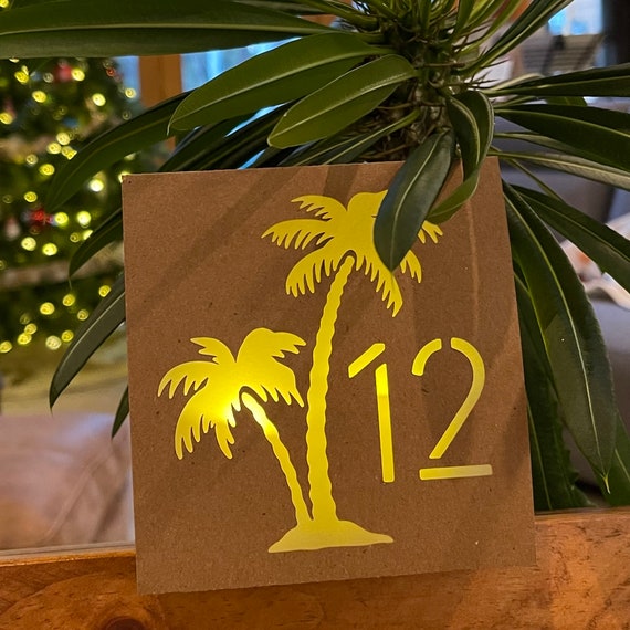 PALM TREE TABLE Numbers for weddings  • Palm Tree Table Decor for your tropical Destination wedding! Easy to transport and set up on site.
