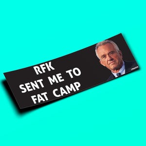 RFK mi ha mandato a Fat Camp - Adesivo per paraurti o magnete 10" x 3" - Impermeabile - Resistente ai raggi UV/graffi