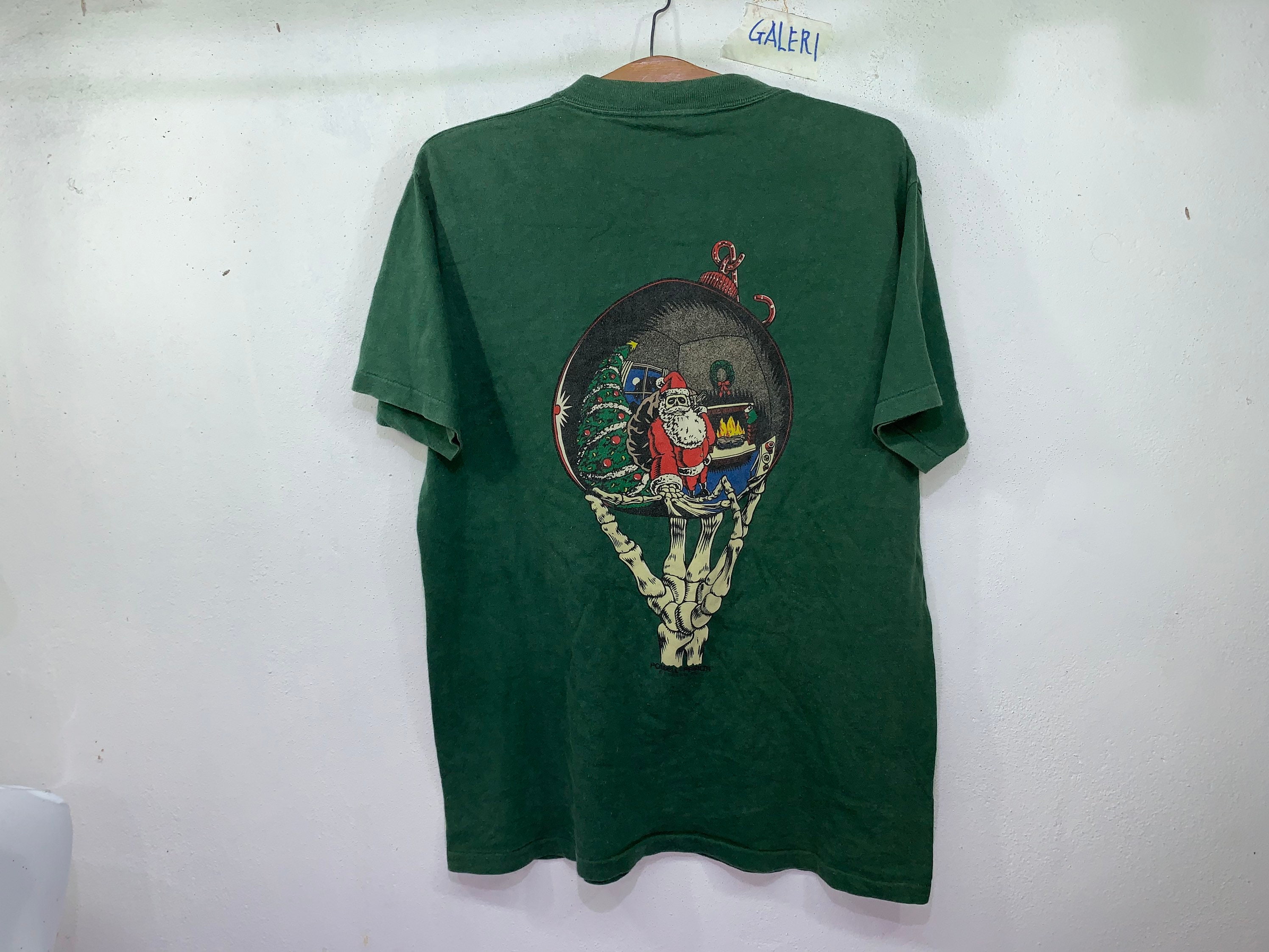 Super Rare! Vintage Powell Peralta Bones Santa Claus Finger Super Rare! Vintage Powell Peralta Bones Santa Claus Finger