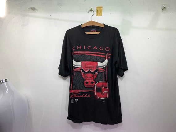 Chicago Bulls, Shirts, Rare Magic Johnson Vintage Bulls Tshirt