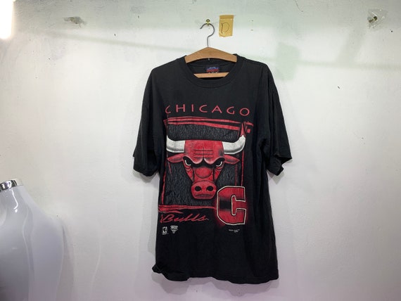 Chicago Bulls Vintage Mens T-Shirt Salem Black Comic Cartoon 90s NBA  Basketball