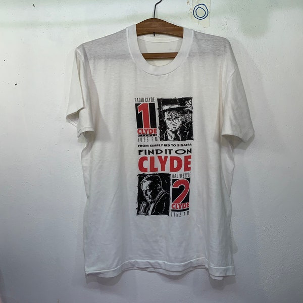 Vintage Radio Clyde 1 102 5 fm From Simply Ref To Sinatra Find It On t-shirt M