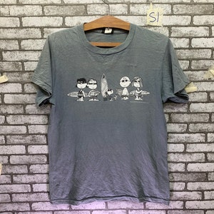 Vintage Peanuts United Feature Syndicate Inc Cartoon Network  L size Youth
