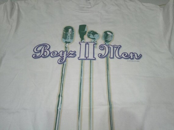 Vintage Boyz II Men American R&B vocal group   emotional ballads and a cappella harmonies Japan Tour  Nathan Michael Shawn Wanya  M store T View 4