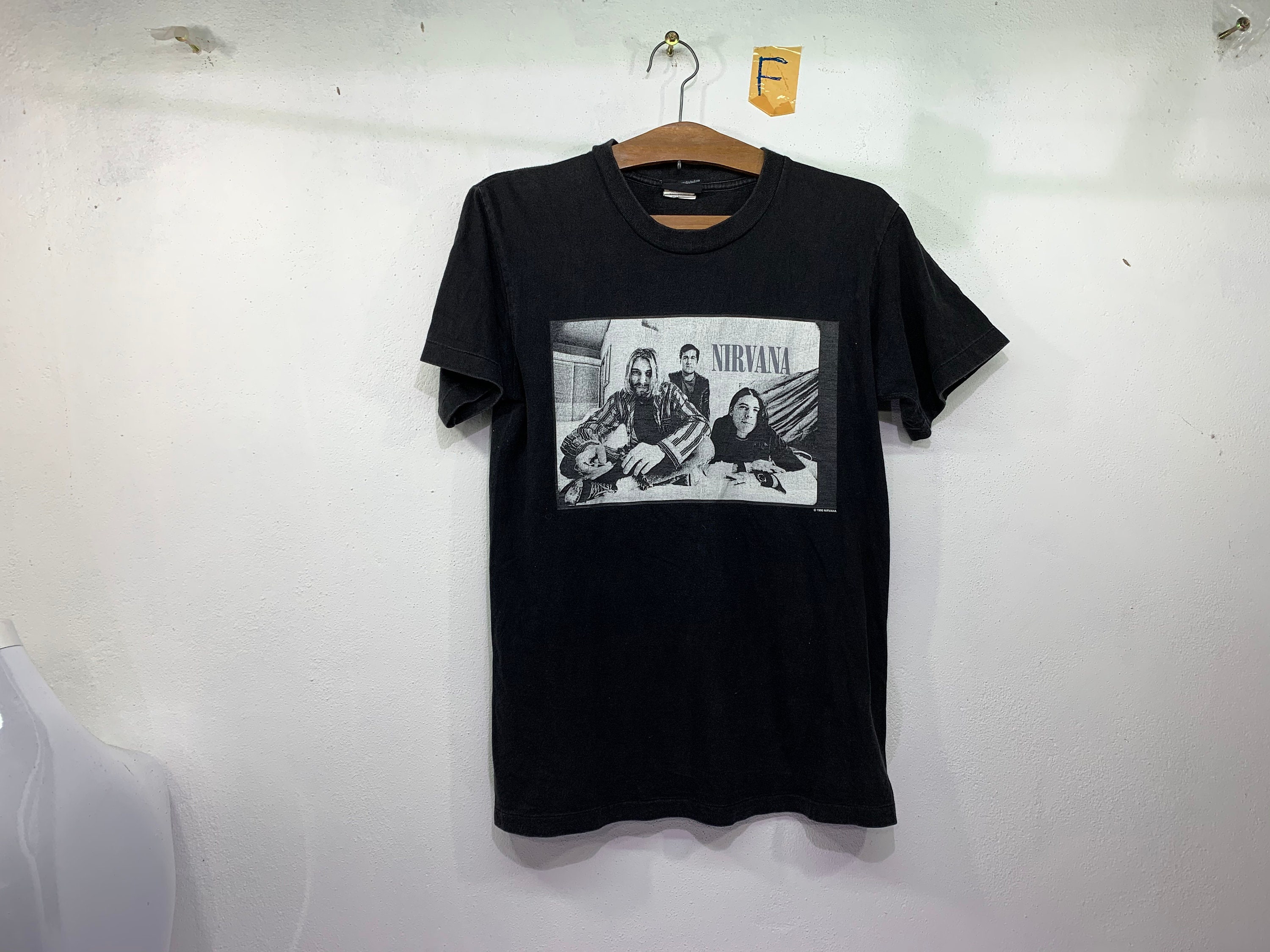 1996 nirvana shirt