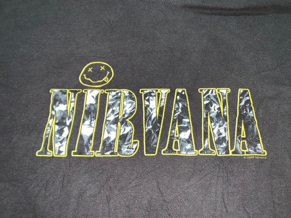 NIRVANA 1997 Tシャツ Vintage 1997 Nirvana T-Shirt – Mills Vintage USA