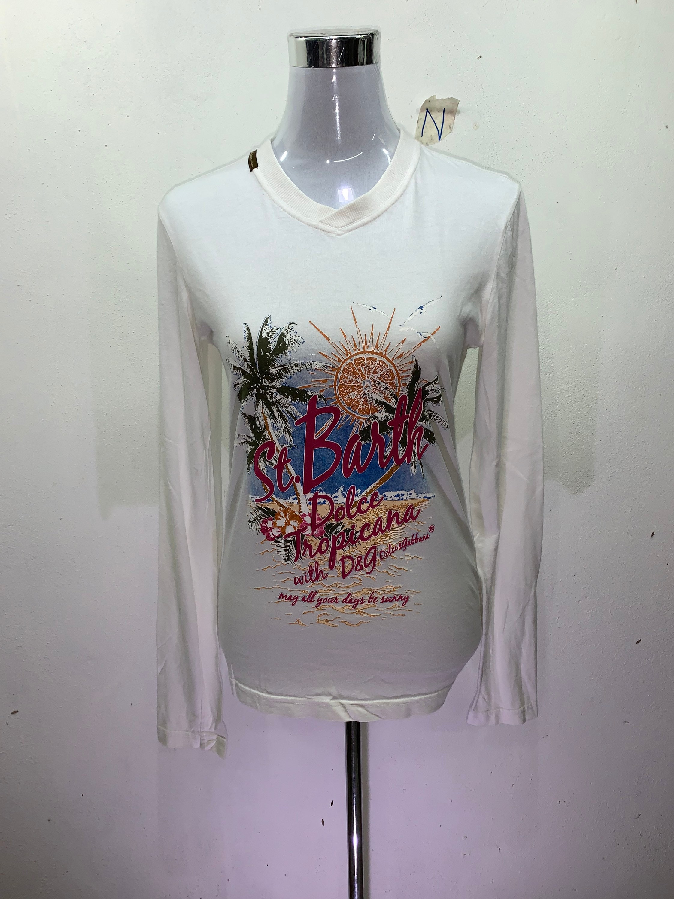 トップス 00s dolce&gabbana long t-shirt italy トップス 00s dolce&gabbana long t-shirt italy INTO · INTO
