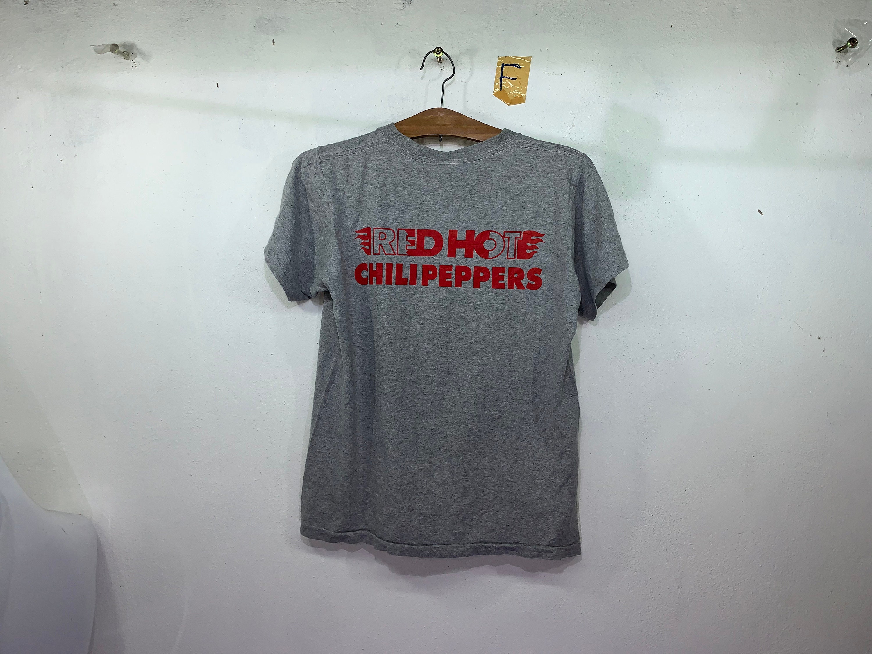 Red Hot Chili Peppers 90s Bootleg T-shirt S Rock Band Punk Red Hot Chili Peppers 90s Bootleg T-shirt S Rock Band Punk