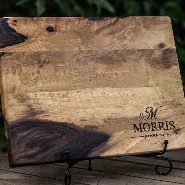 Best Wood custom cutting board, Personalized cutting board for wedding gift, Gift for Family, Mother's Day Gift, Bridal shower gift