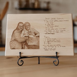 Personalisiertes Schneidebrett, Geburtstagsgeschenk für Ihn, Foto- und Rezept-Schneidebrett, handgeschriebenes Rezept-Holzbrett, Geschenk für die Familie