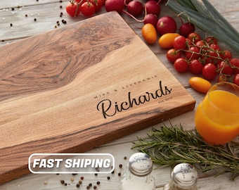 Gepersonaliseerde houten aangepaste snijplank voor huwelijksgeschenken, walnoot of eiken gegraveerde snijplank als cadeau