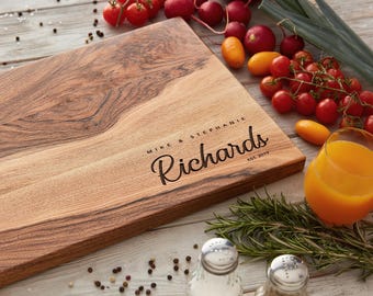 Custom Cutting Board, Beautiful Wedding day gift for Newlyweds, Charcuterie board personalized, Housewarming gift for couple