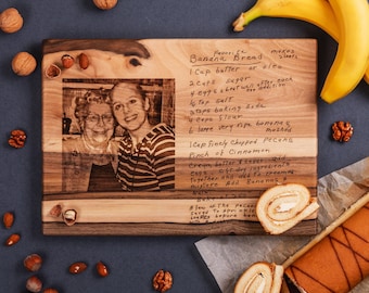 Photo & Recipe Cutting Board, Mother's Day gift, Handwritten Recipe Cutting Board, Personalized Family Recipe, Engraved Board