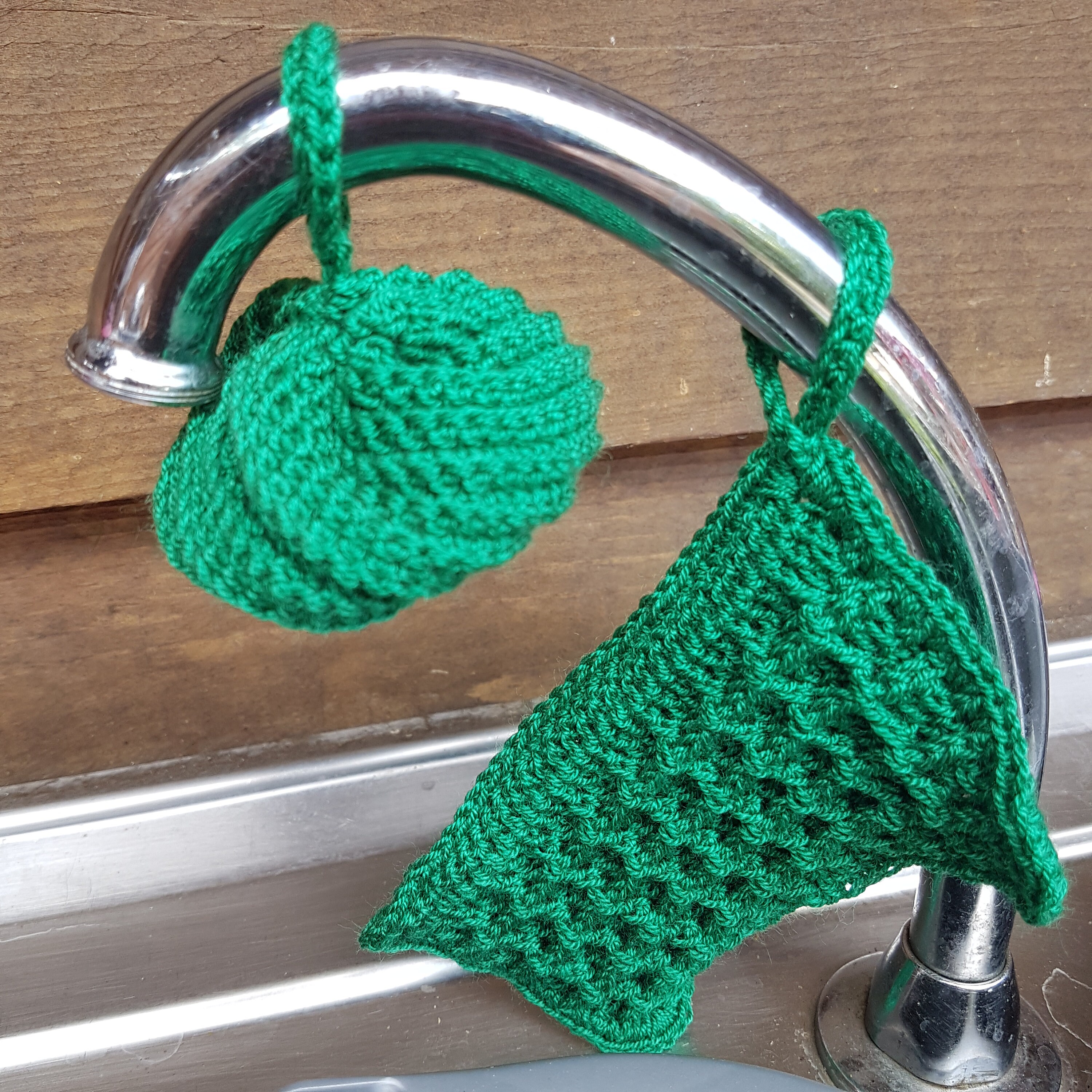 Lot de 2Tawashis Verts . Un Rond Un Rectangulaire