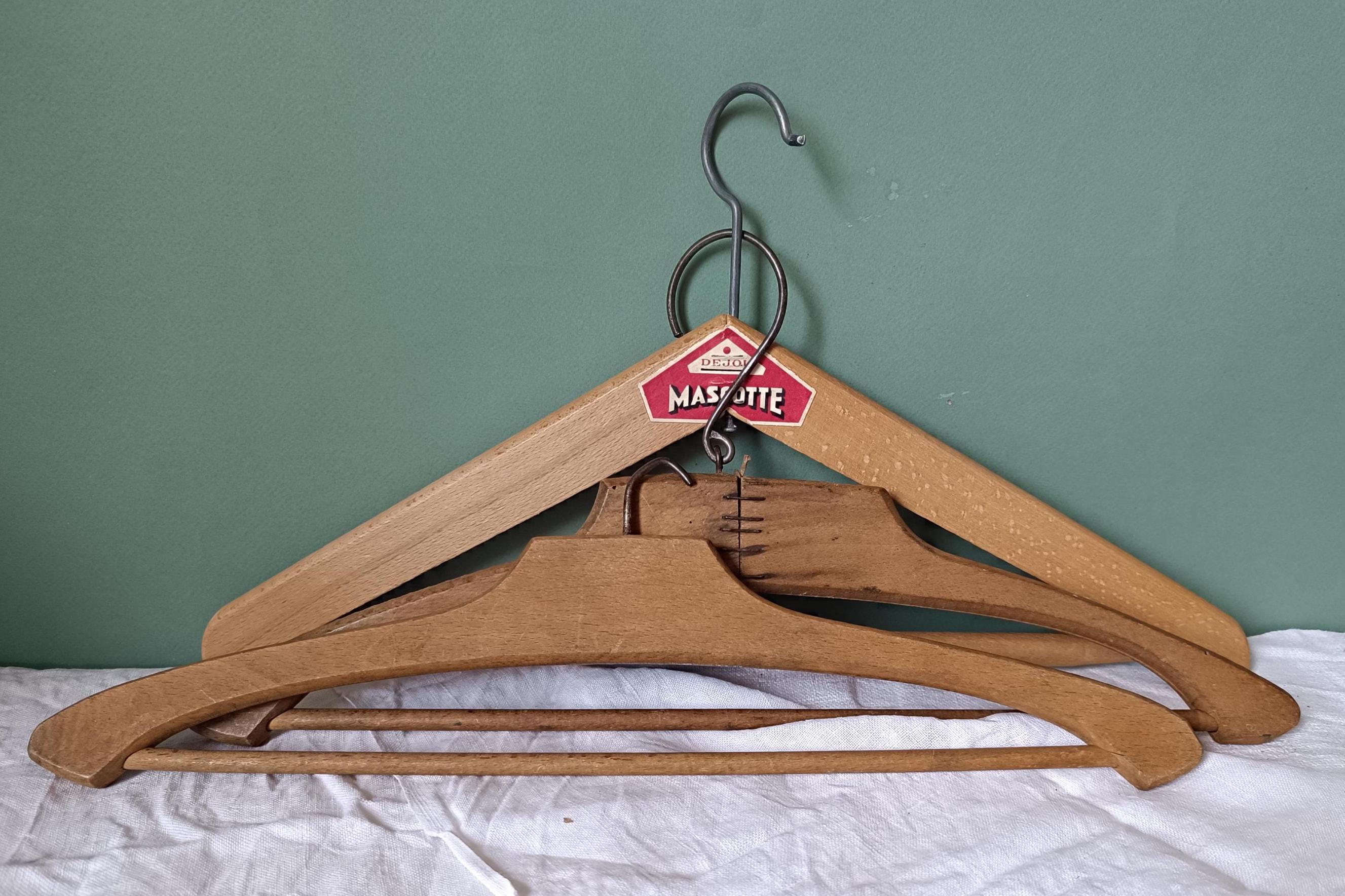 6 Vintage Wood Coat Hangers: 1950s Mismatched Clothing Hanger Set