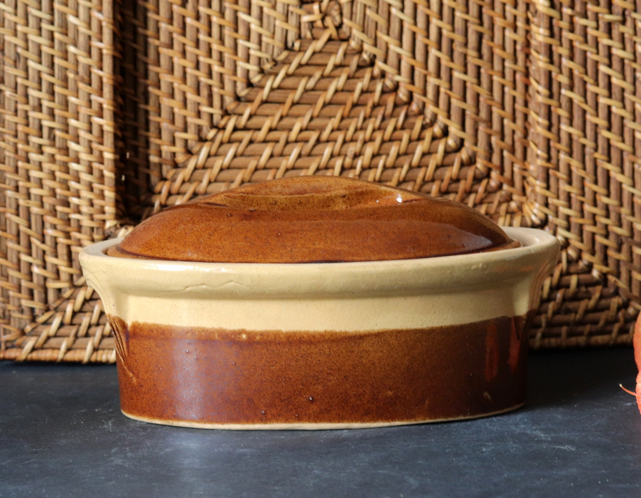 Français Vintage Small Tureen, Terrine Dish La Bourguignonne Des Années 1950, Faïence Glacée Brune, 