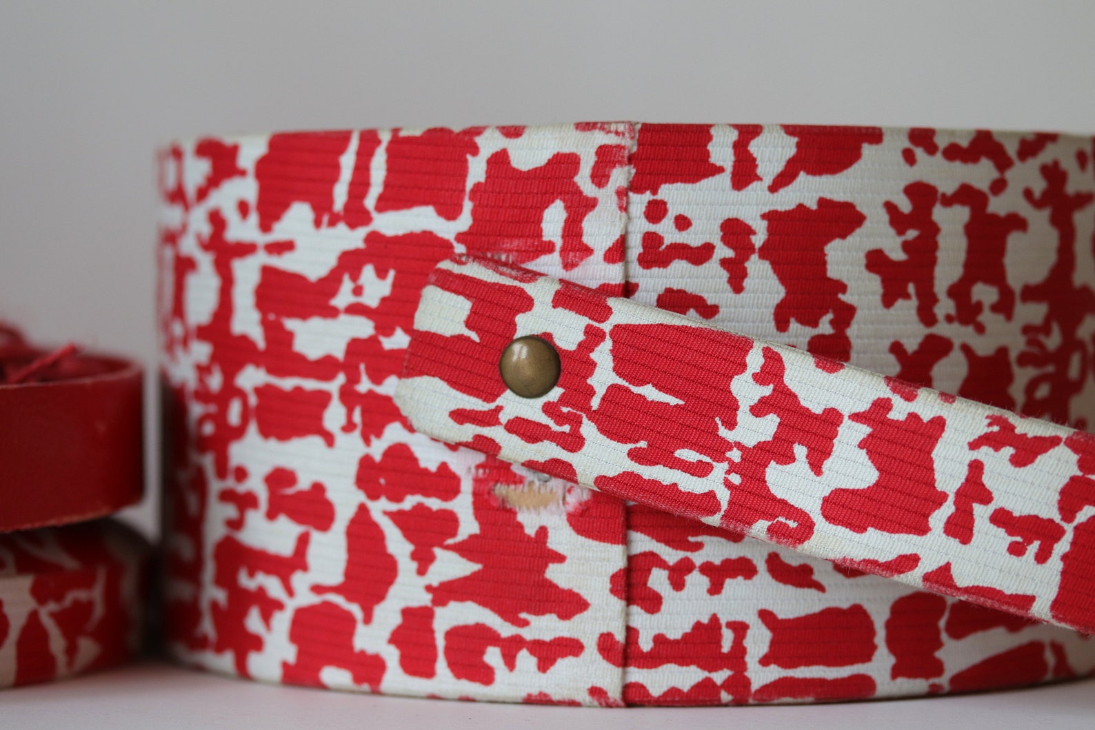 Vintage Round Sewing Box With Tray 1960s Italian Haberdashery Etsy