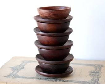 Vintage Wood Appetizer Set, 5 Small Wooden Bowls with Engraved Floral Pattern Saucers, Rustic Wood Pinch Bowls and Small Plates