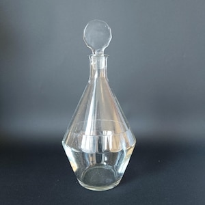 French vintage crystal decanter with handcut glass stopper, 1920s faceted crystal bottle