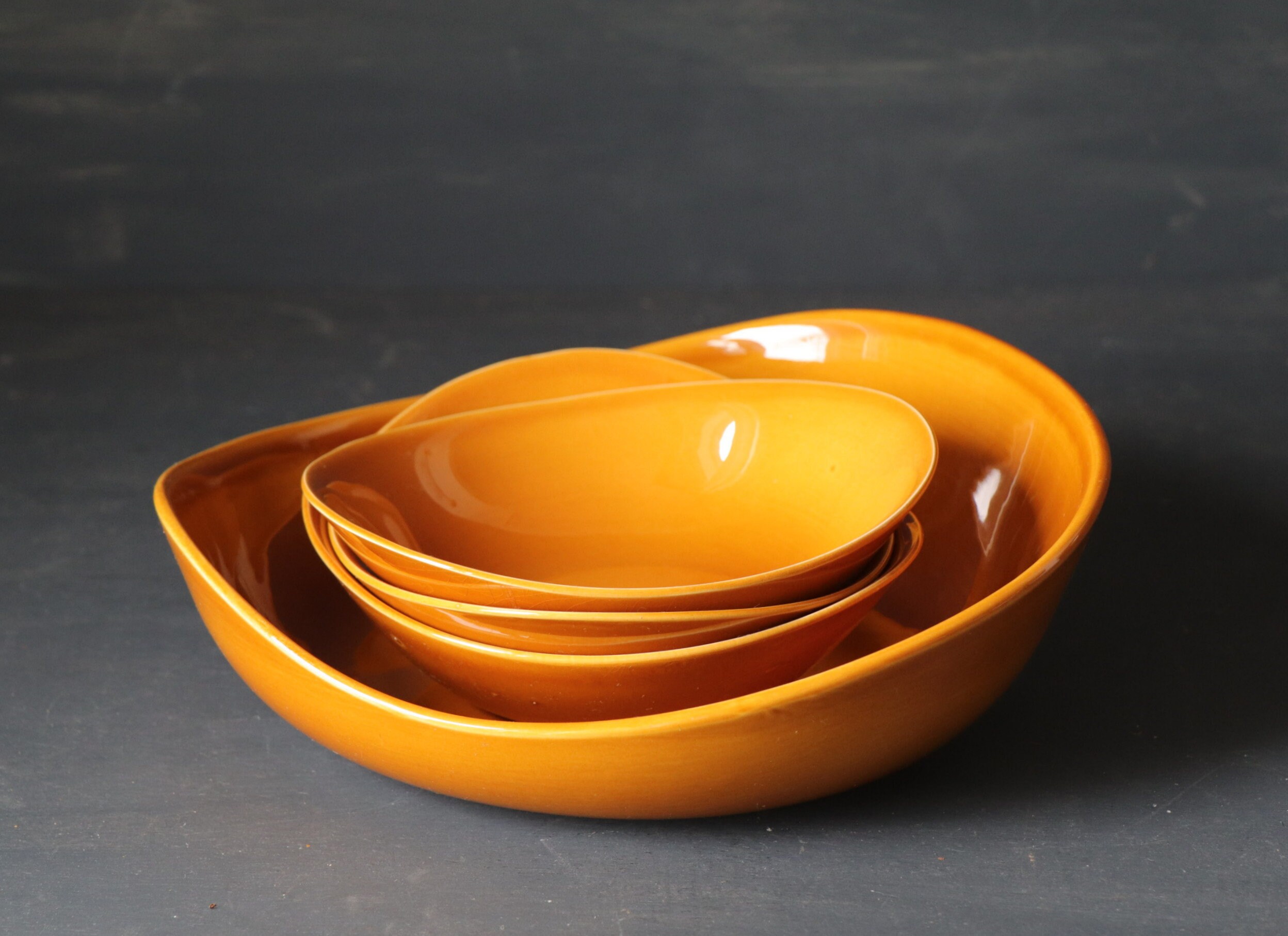 Français Plat Vintage en Faïence Ambre avec 3 Bols, Plaques Céramique Jaune Salins