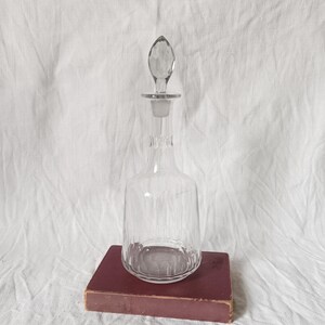 French vintage crystal decanter with cut glass stopper, 1900s faceted crystal bottle