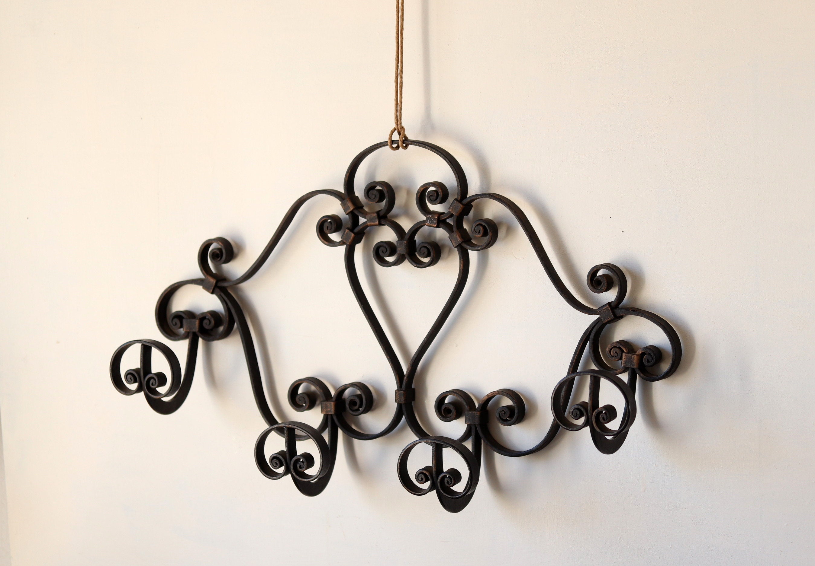Vintage Europa hanger Rac Black