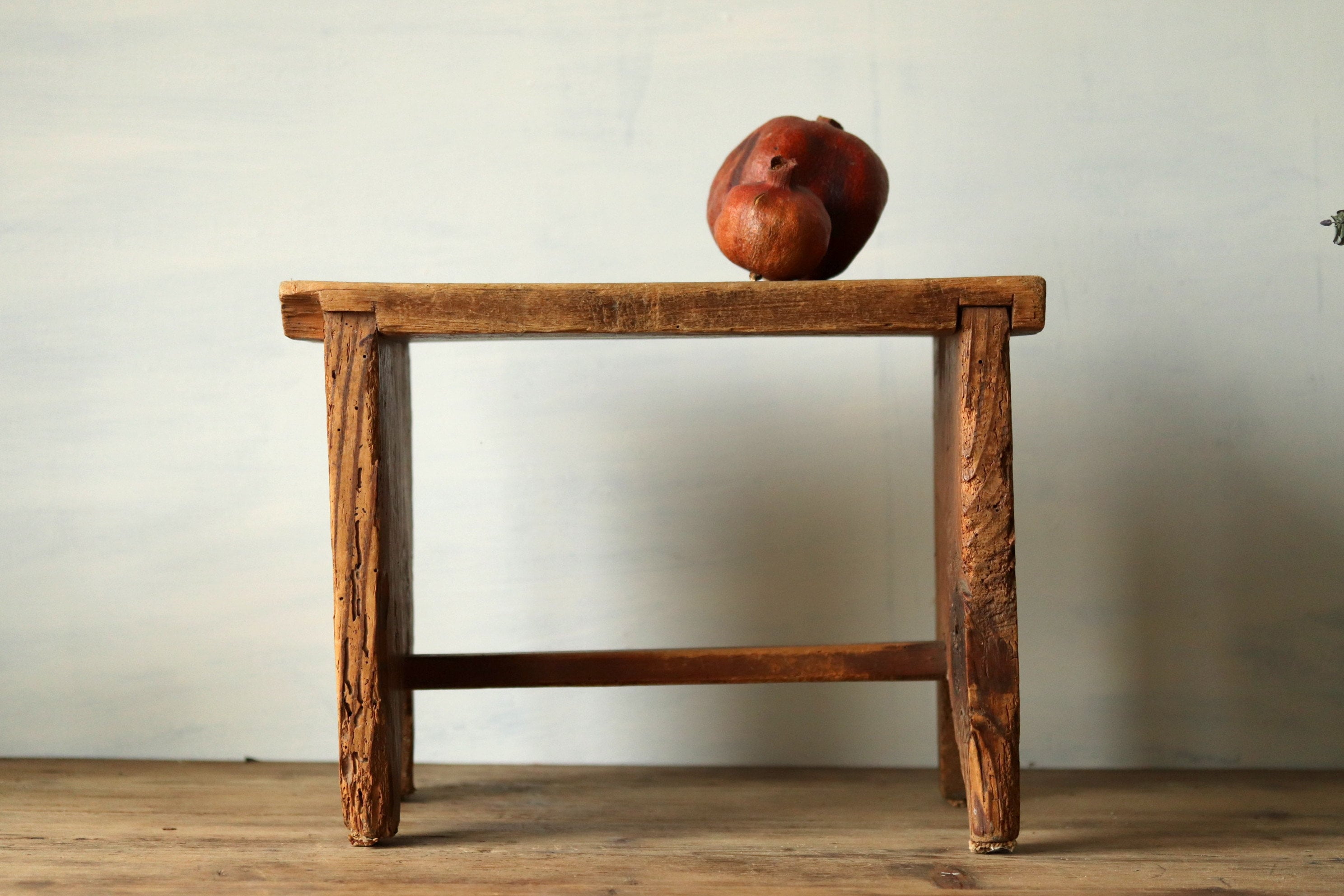 Tabouret en Bois Rustique Vintage Fabriqué à La Main, Tabouret de Pied Primitif, Marche Ferme França