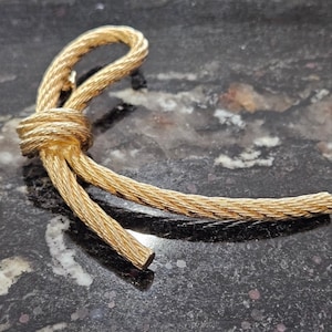 DIOR Vintage Twisted Rope Brooch