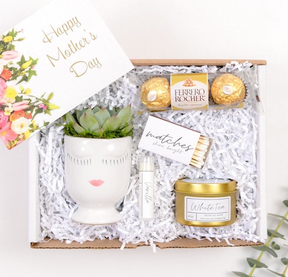 Happy Mother's Day Gift Set.