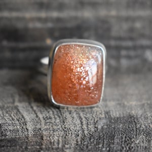 AAA Quality sunstone ring,natural sunstone ring,925 silver ring,orange sunstone ring,sunstone gemstone ring,oval shape ring,gemstone ring
