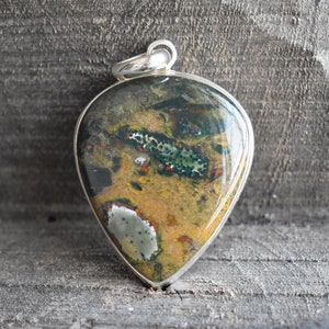 natural bloodstone pendant,925 silver pendant,blood stone pendant,bloodstone gemstone pendant,big bloodstone pendant,gemstone pendant