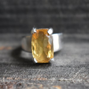 natural faceted citrine ring,faceted ctrine ring,925 silver ring,yeelow citrine ring,unisex citrine ring,natural citrine ring,mens ring